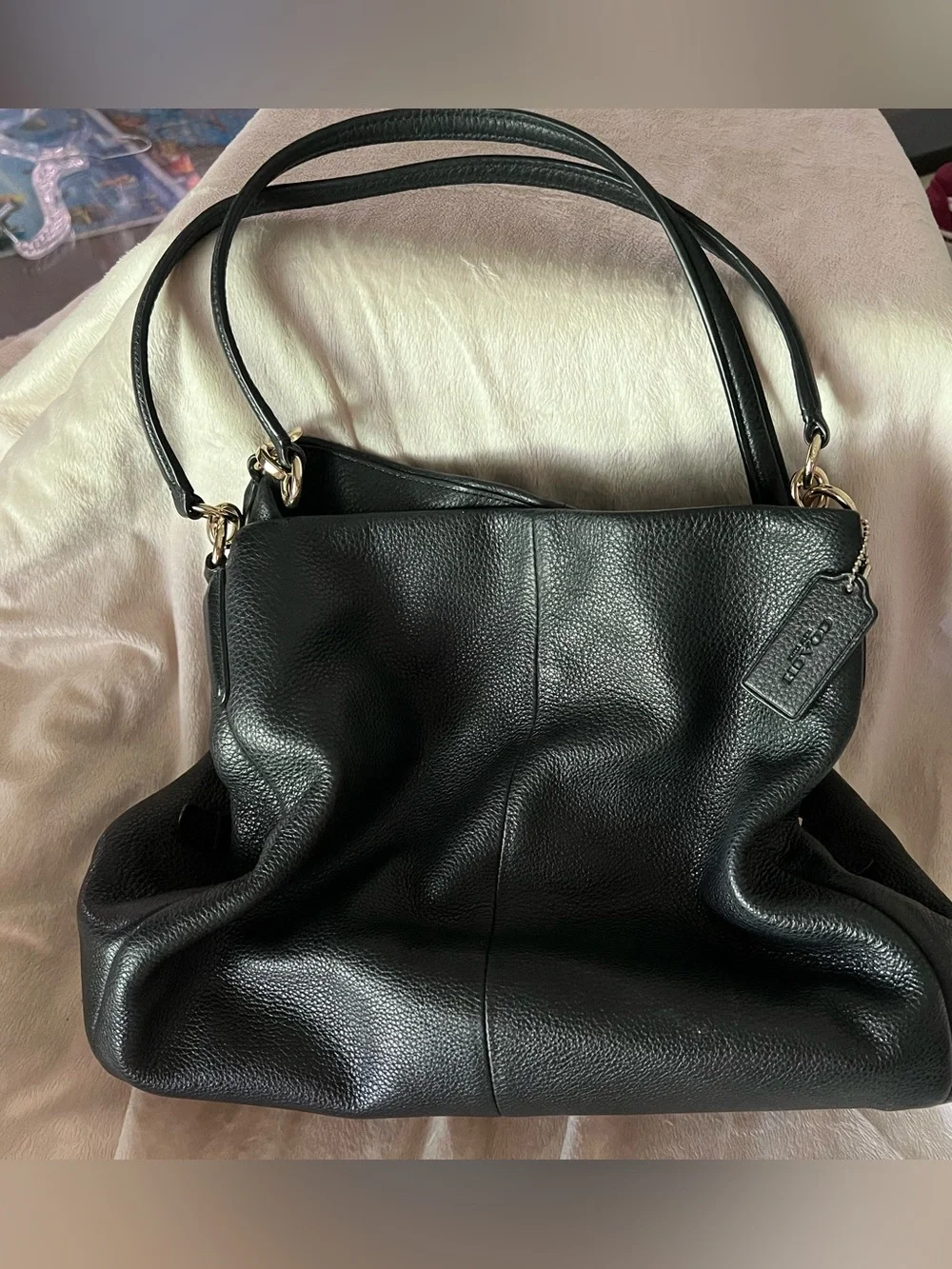 Coach Black Leather Women’s Tote Shoulder Bag